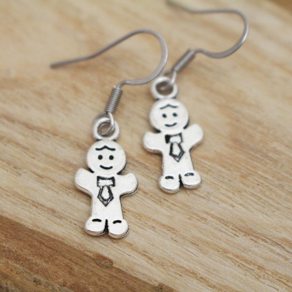 Gingerbread Cookie Earrings - Picture 4 of 6